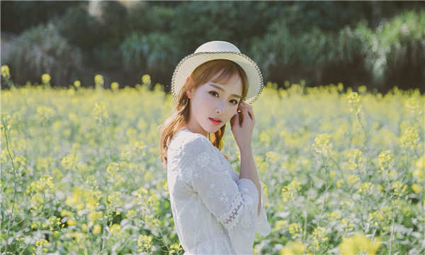 红星标题：想找个女人帮忙生孩子的有效解决方案，助您圆梦家庭